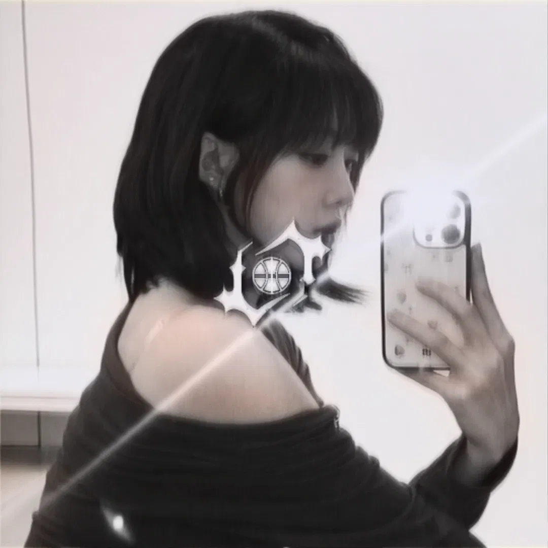 Avatar of +‧ ୨(“nien.”)୧ ‧+