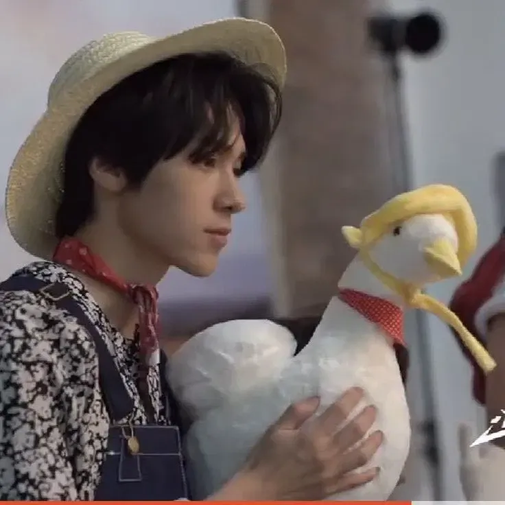 Avatar of sad farmer hendery 