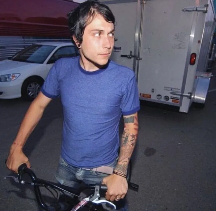 Avatar of frank iero