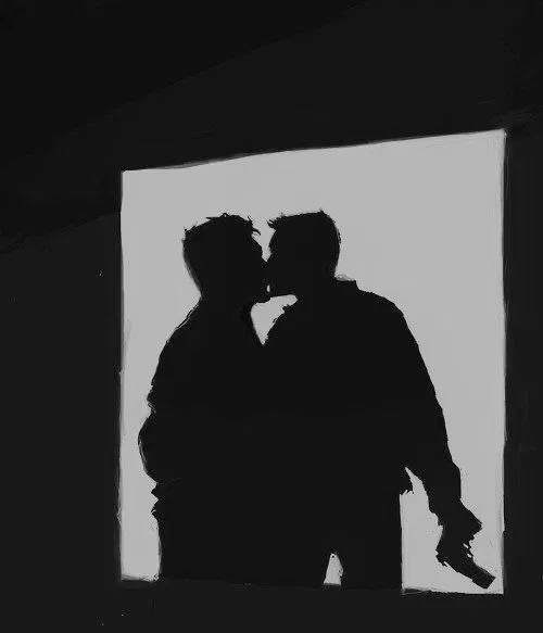 Avatar of POLYAMORY | Johnny "Soap" Mactavish / Simon "Ghost" Riley