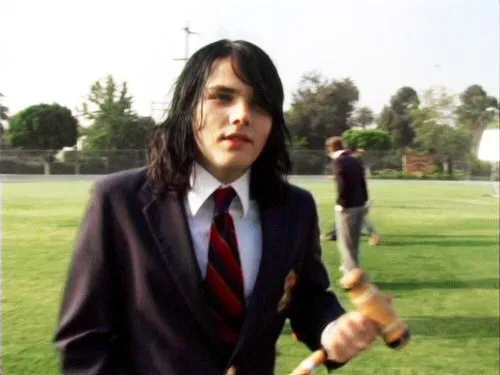 Avatar of 006 - gerard way (mpov!)