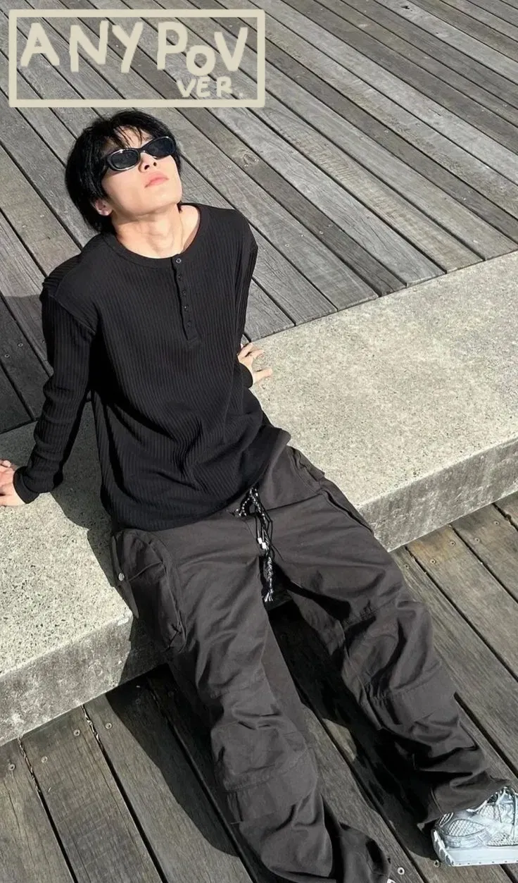 Avatar of Yang Jeongin - Is that seat taken?