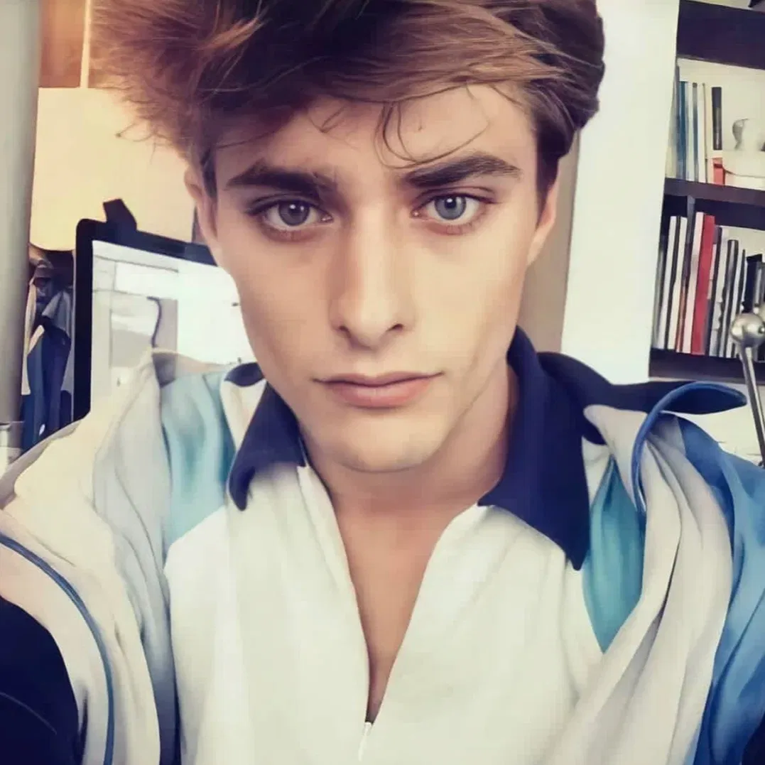 Avatar of Adrian Blake