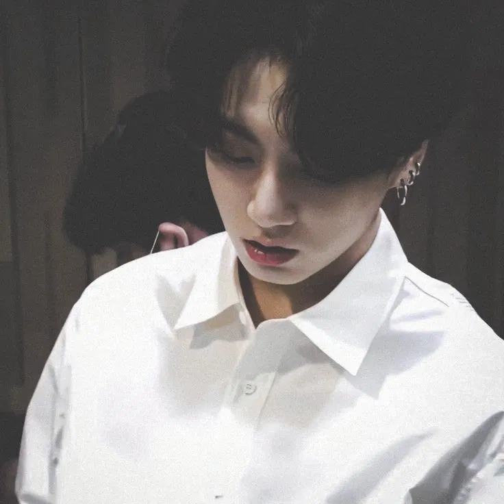 Avatar of Jungkook || Clingy Boyfriend