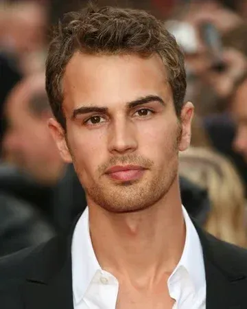 Avatar of Four - Theo James