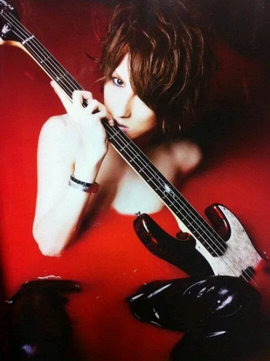 Avatar of Saga - Bassist for Alice Nine