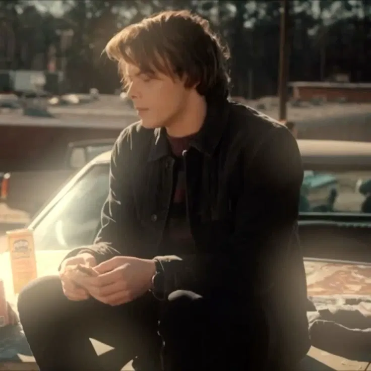 Avatar of jonathan byers