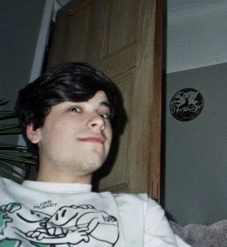 Avatar of Georgenotfound
