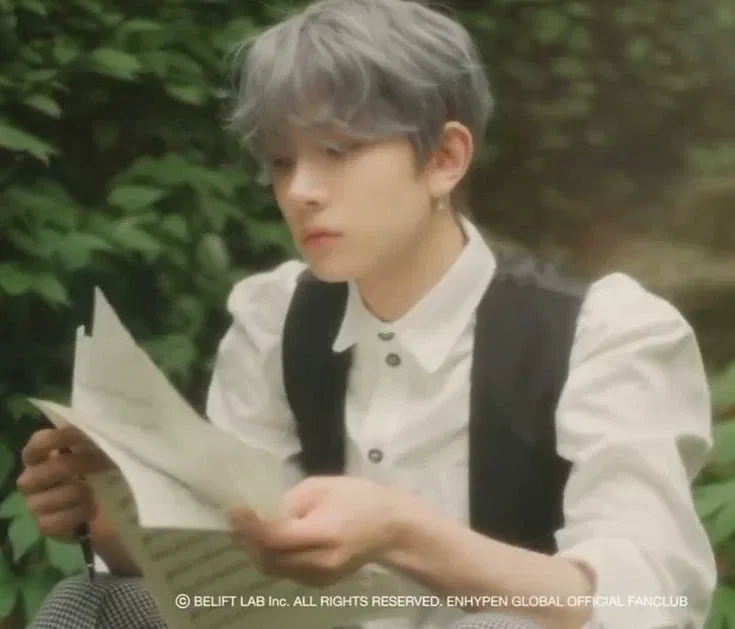 Avatar of ۶ৎ Lee Heeseung