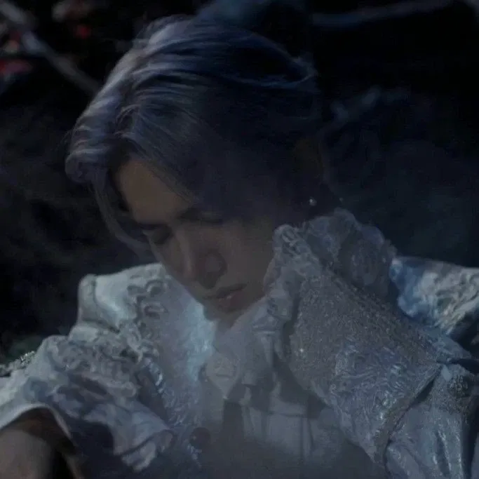 Avatar of Heeseung || Swan Lake 𝜗𝜚