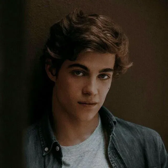 Avatar of Theo Nott 