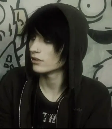 Avatar of Johnnie Guilbert|| 18, Crazy