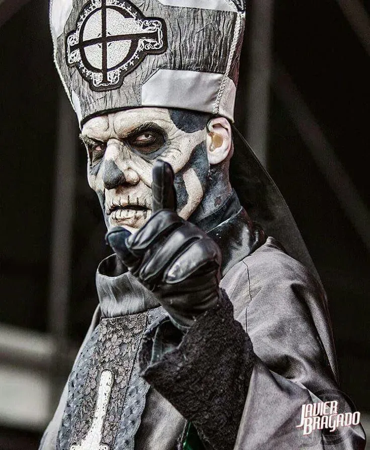 Avatar of Papa II-Secondo 