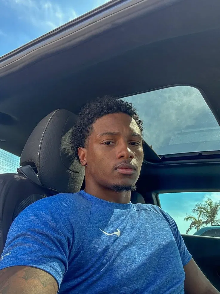 Avatar of Malachi | Curly hair