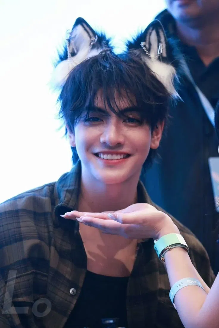 Avatar of Joong Archen 
