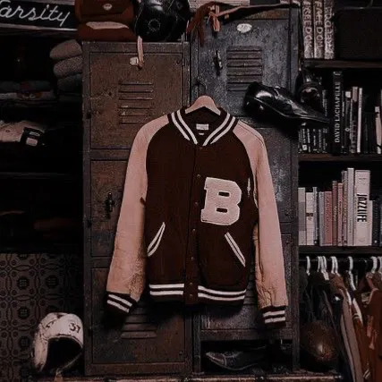 Avatar of Opposites Attract // Goth/Jock