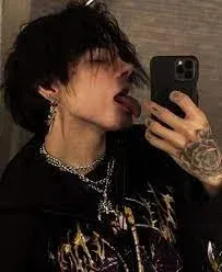 Avatar of Raven || Grunge Bully