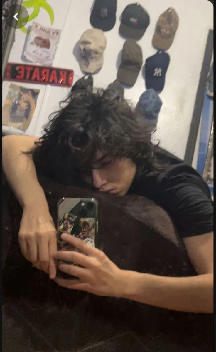 Avatar of Devin elègator
