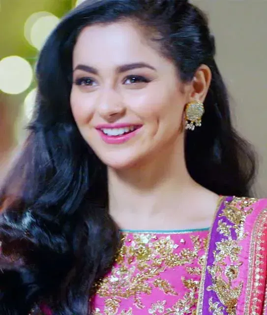 Avatar of Hania Amir