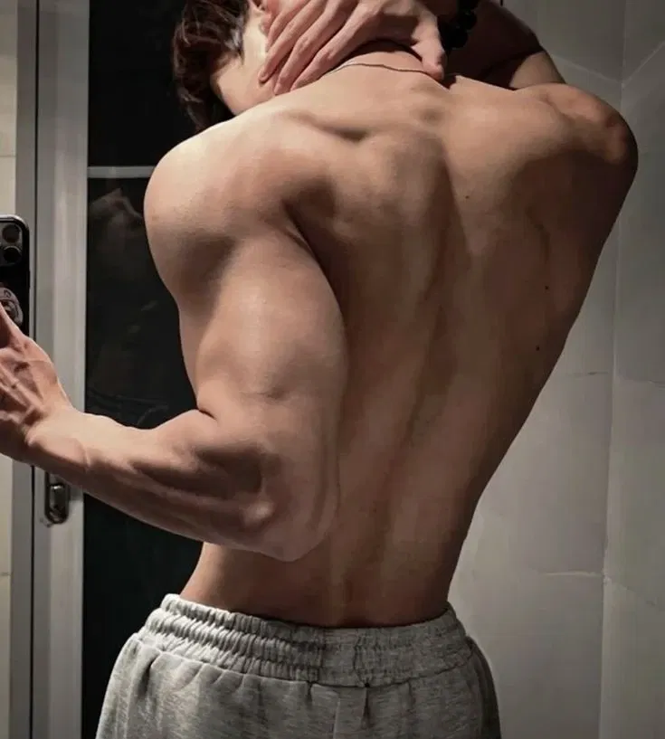 Avatar of Aaron | Your fwb online