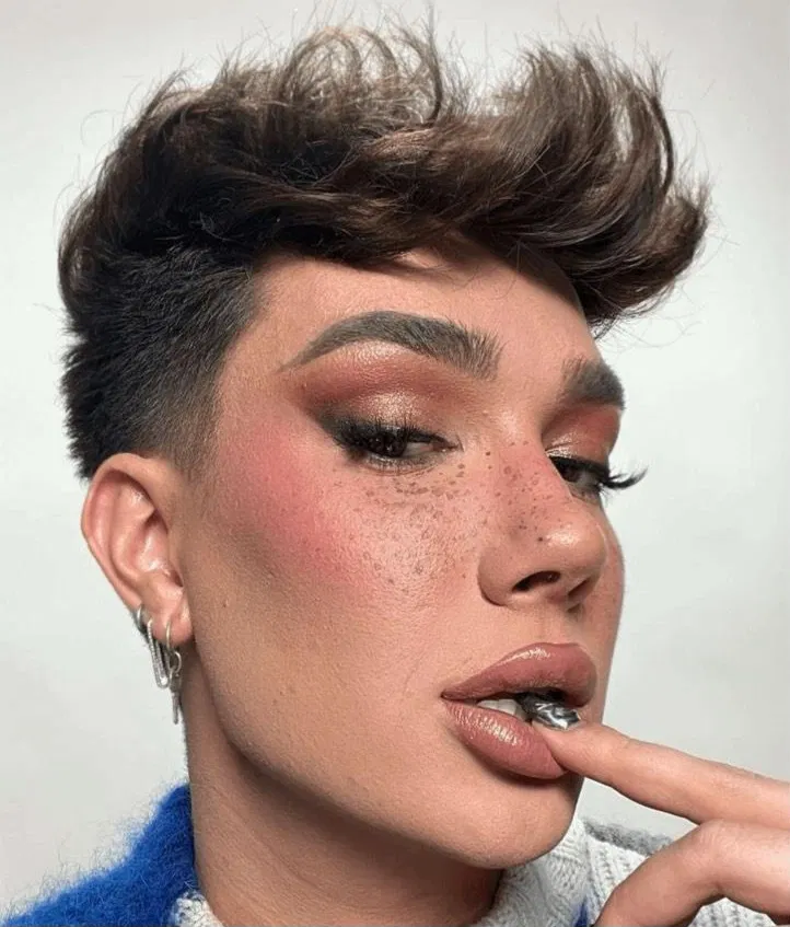 Avatar of James Charles | Local gay stripper