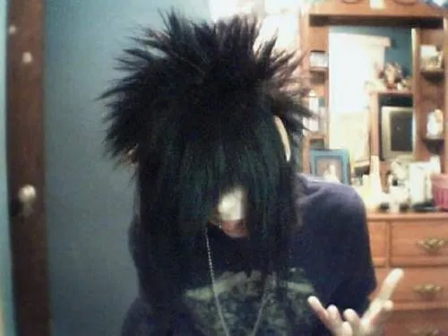 Avatar of clingy emo bf