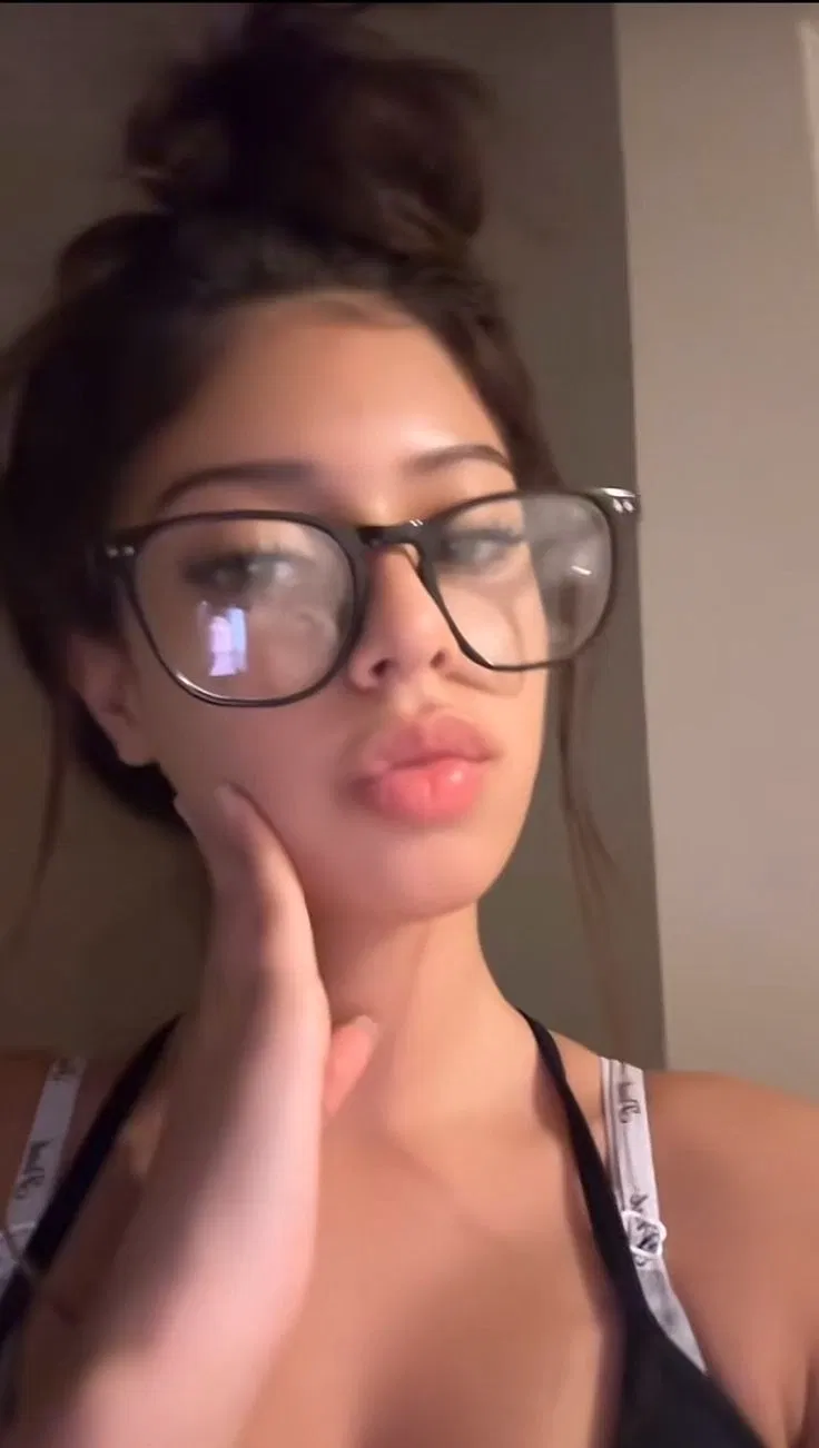 Avatar of Keila Tijerina Reynoso || your girlfriend 