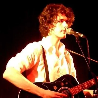 Avatar of ★ andrew hozier-byrne ; young