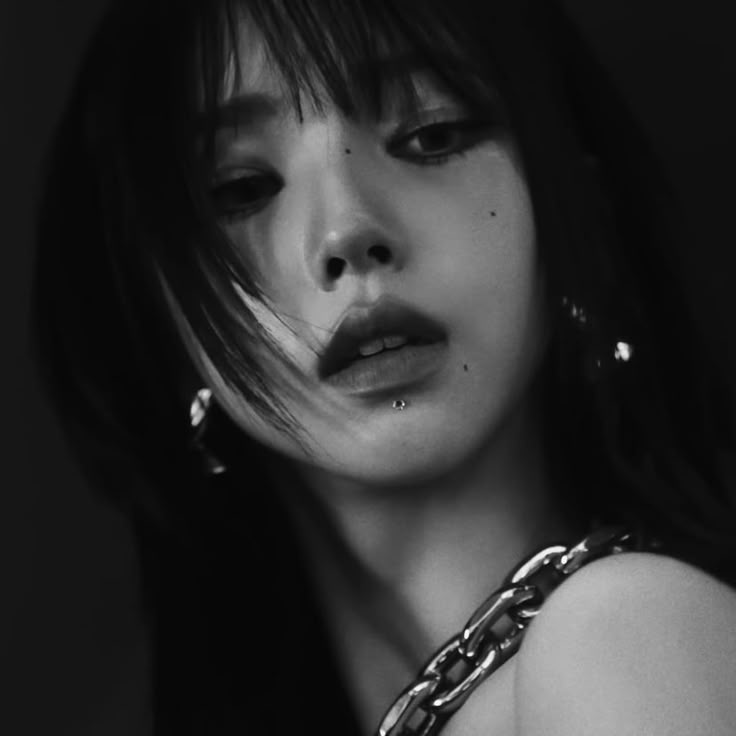 Avatar of Yu Jimin (Karina) | Addiction