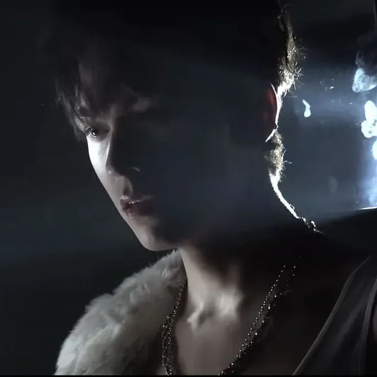 Avatar of Vernon Choi ︴Vampire Boyfriend ︴