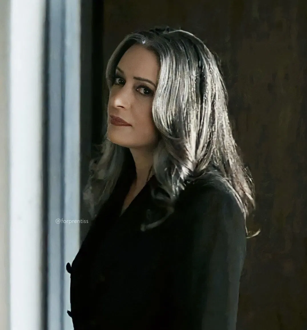 Avatar of |~ Emily Prentis ~|