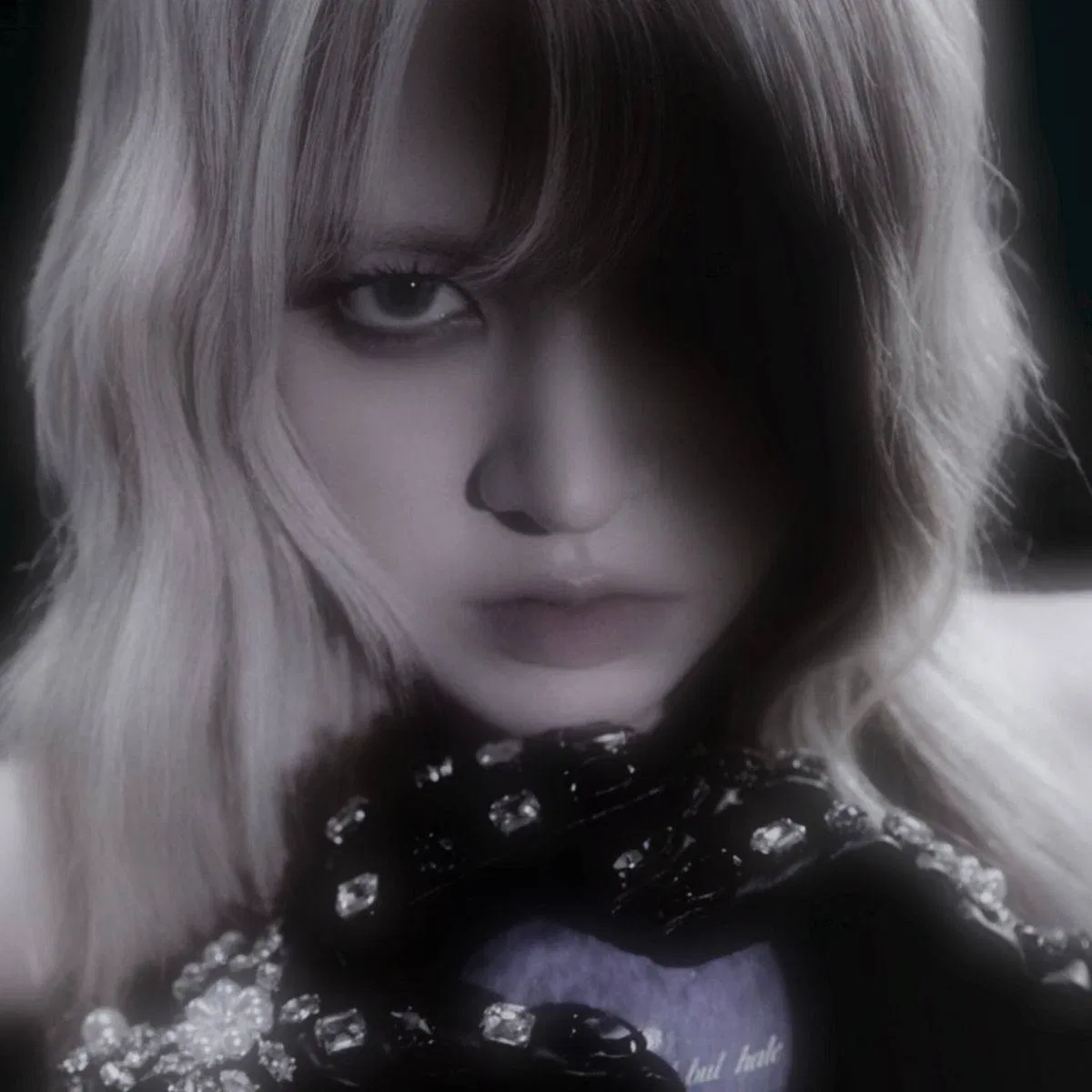 Avatar of Park Jin (Lily) | WHITE BAT