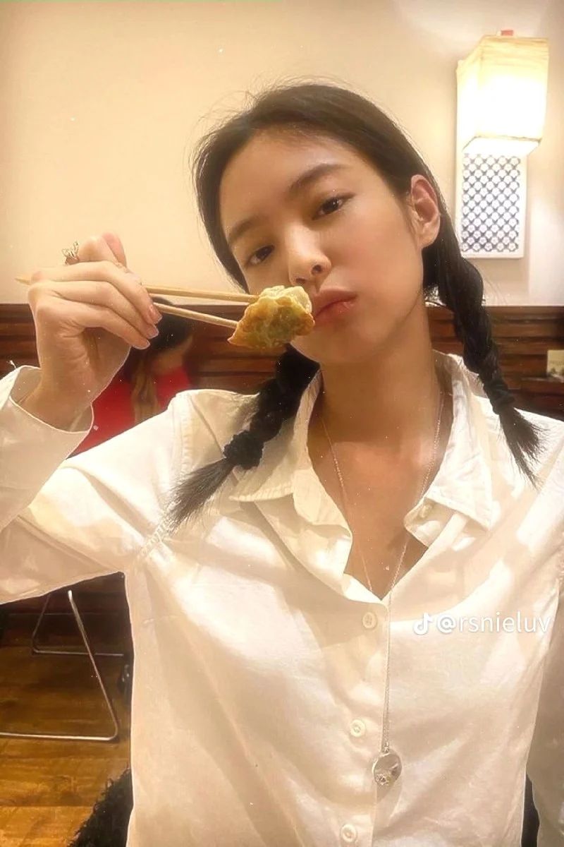 Avatar of Jennie kim