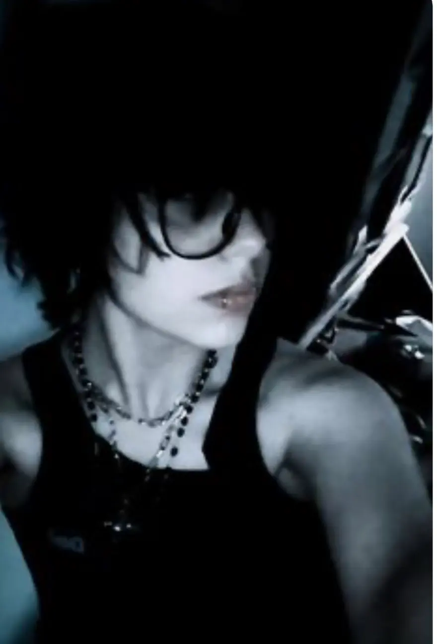 Avatar of Jasper Reeves 