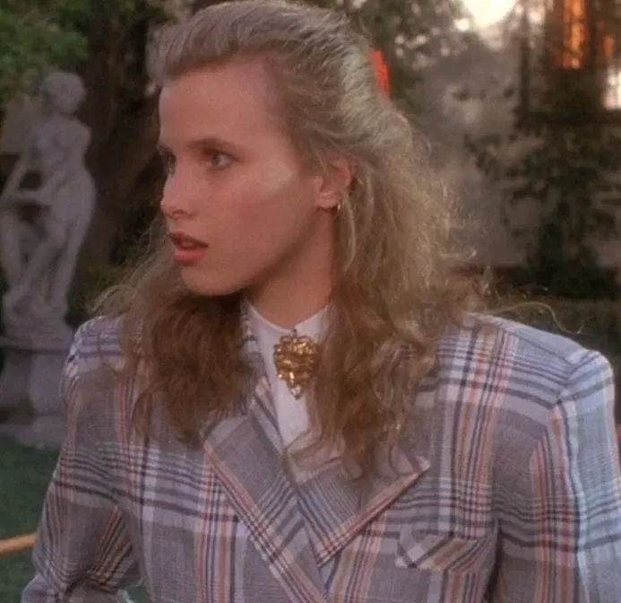 Avatar of Heather Chandler - Cafeteria -