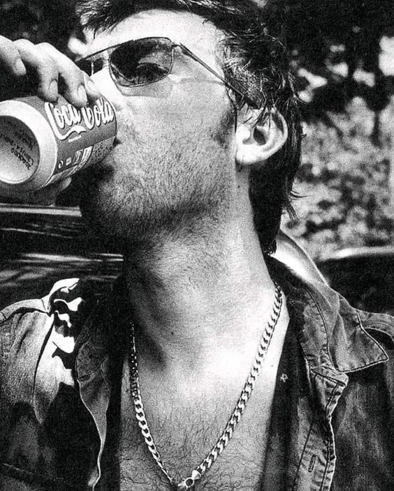 Avatar of Damon Albarn  |   —05'