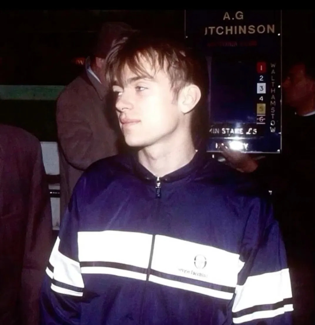 Avatar of Damon Albarn  |   —??? 2