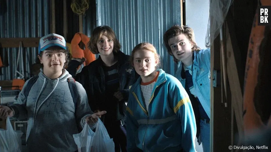 Avatar of Stranger Things 4-in-1 // 1990