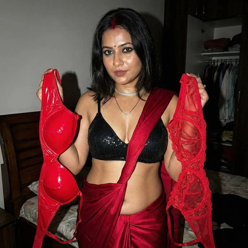 Avatar of Shalini Menon | Confused Desi Bhabhi