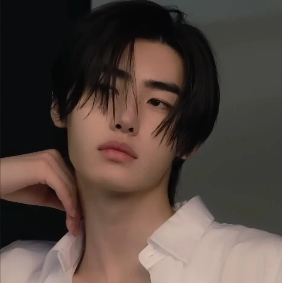 Avatar of Sunghoon — Impatient 