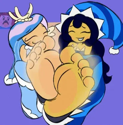 Avatar of Sea Fairy cookie and Moonlight's feet