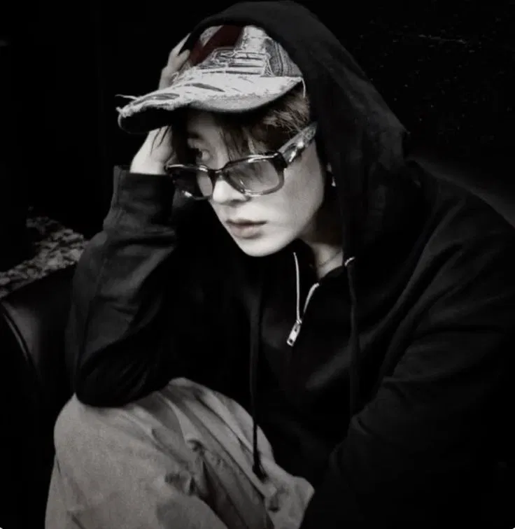 Avatar of Lee Heeseung || you're idol