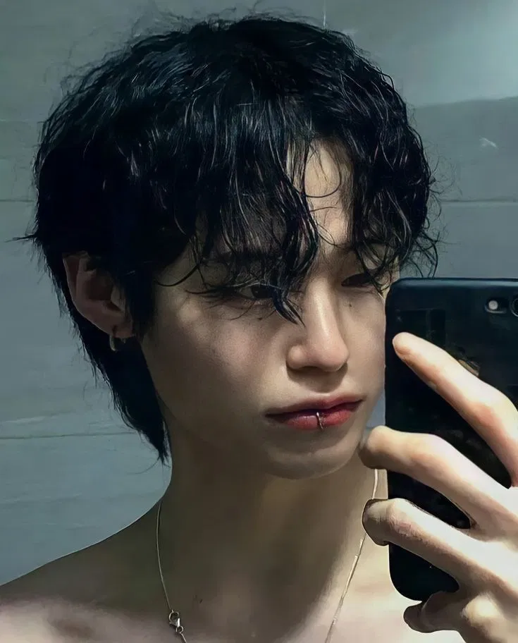 Avatar of Luke- Vampire boyfriend