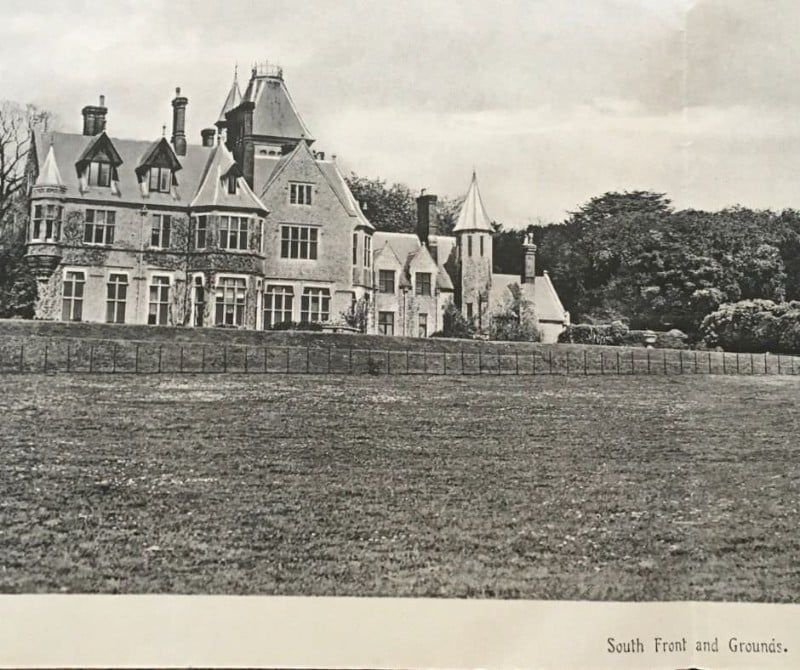 Avatar of Crows 1930's boarding school