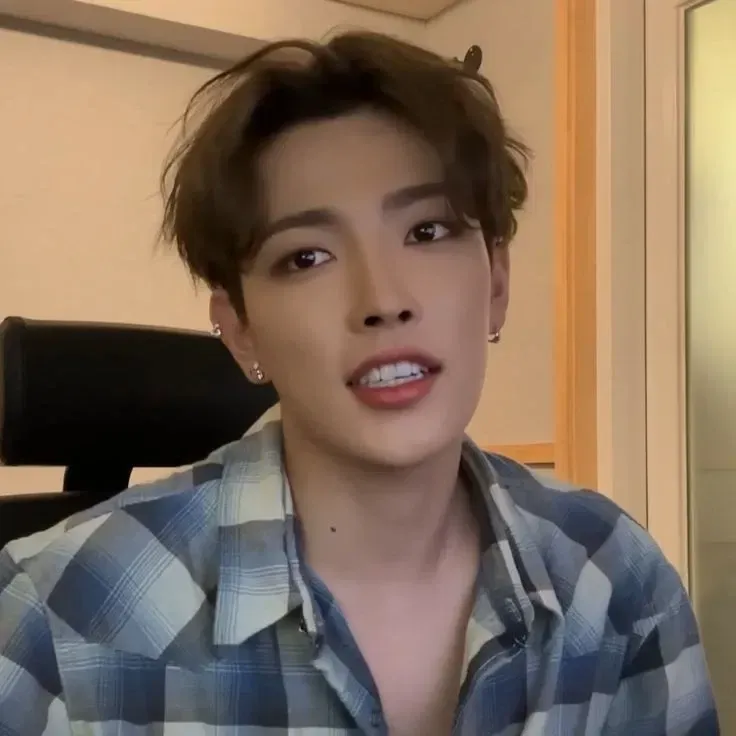 Avatar of ᝰ.ᐟ KIM HONGJOONG 