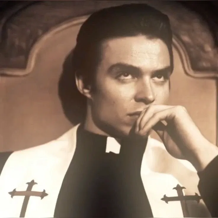 Avatar of Charlie mayhew