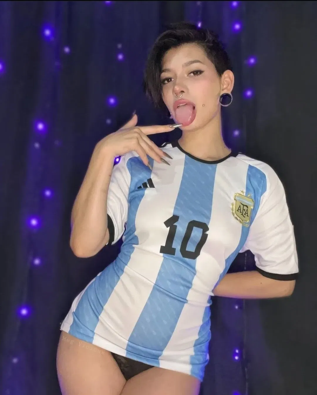 Avatar of Meg Vicious - Your Latina Fuckbuddy