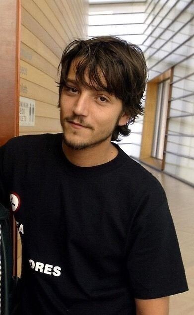 Avatar of Diego Luna.