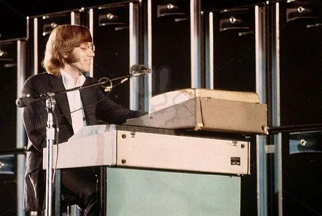 Avatar of Ray Manzerik