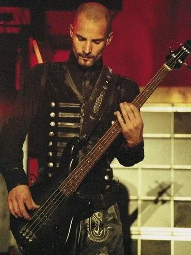 Avatar of Oliver Riedel 